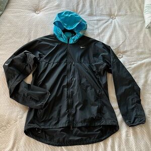 Nike Running lightweight wind jacket men’s L